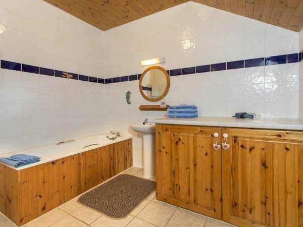 Mount Brandon Cottages 5