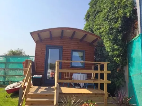 PHOTO 2021 12 14 09 07 21 4 1 jpg