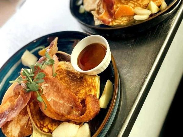 Paddys Bar Restaurant 11