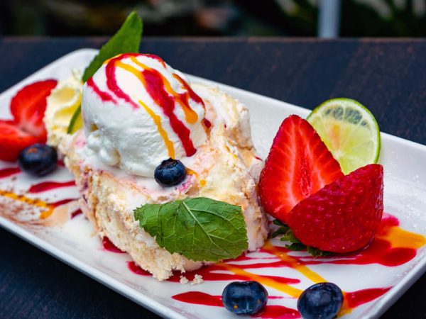 Peggys Bar Restaurant 4