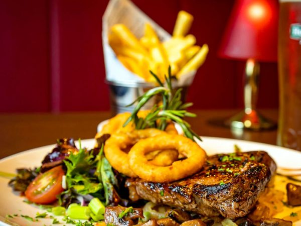 Peggys Bar Restaurant 5