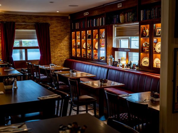 Peggys Bar Restaurant 8