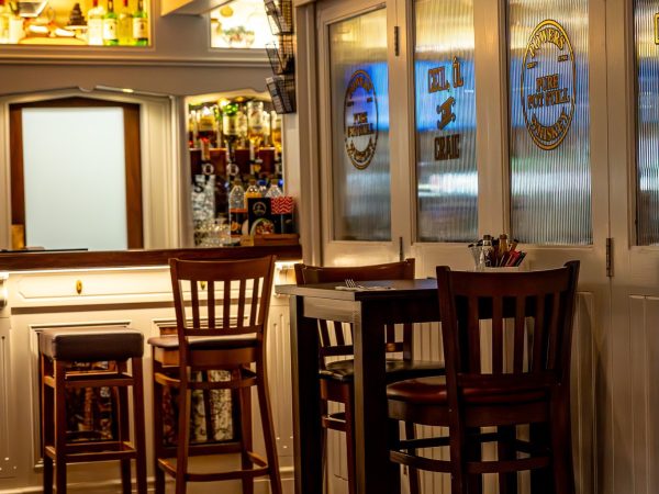 Peggys Bar Restaurant 9