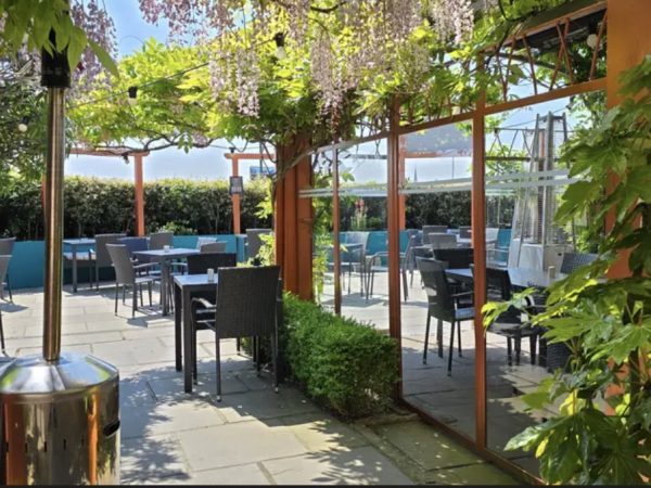Riverbank House Hotel 7
