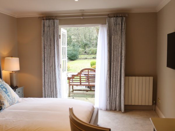Riverside House Hotel 5