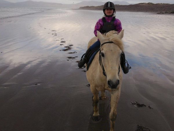 Rossbeigh Beach Riding Centre 5