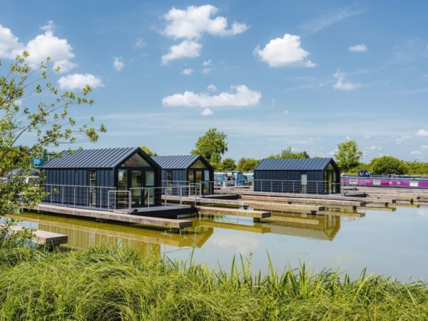 Tattenhall Marina Floating Pods 7