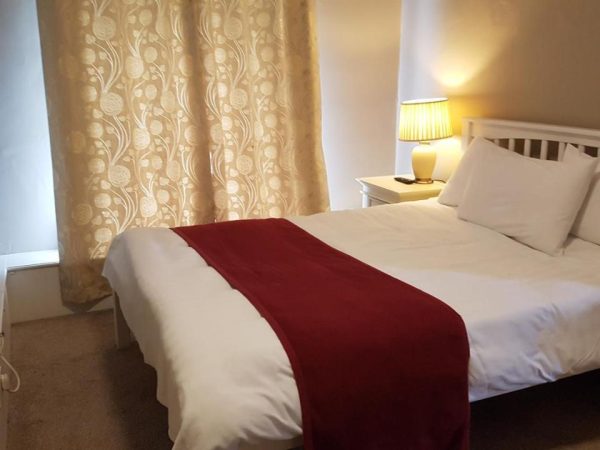 The Bounty Bar Accommodation 6