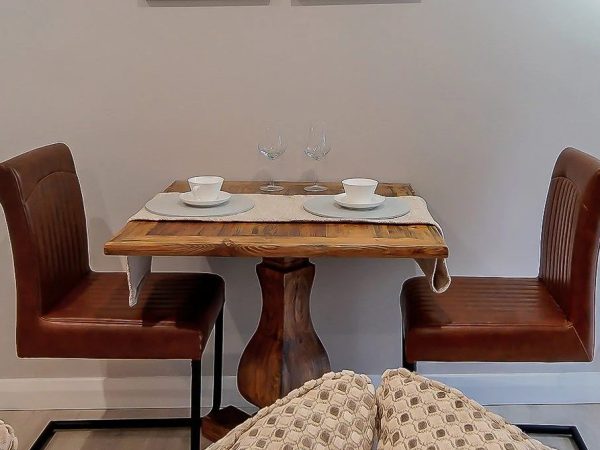 The Bridge Guesthouse 13