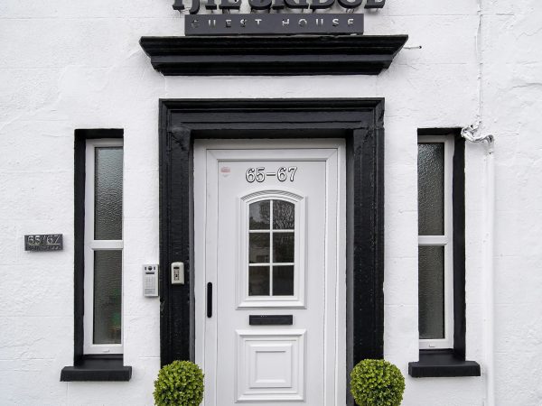 The Bridge Guesthouse 16