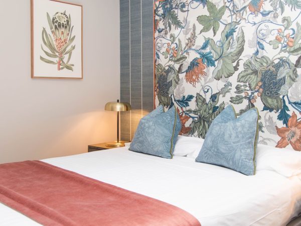 The Elphinstone Hotel 7