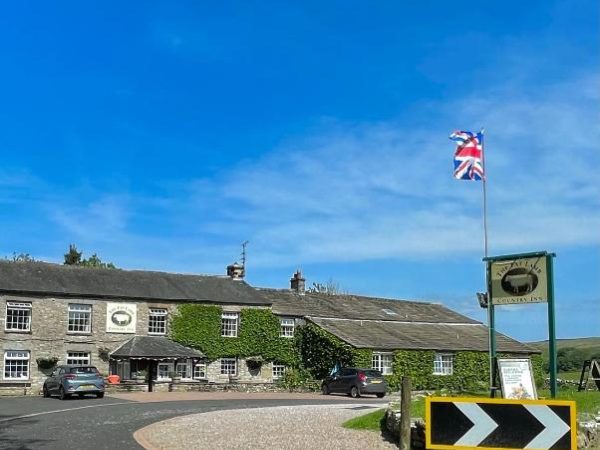 The Fat Lamb Country Inn 2