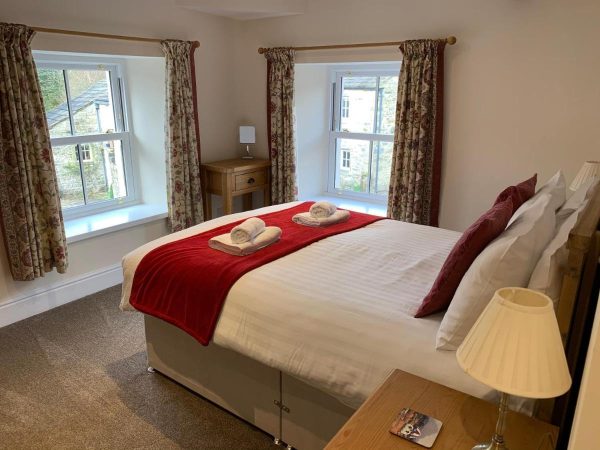 The Fox Hounds Inn 1