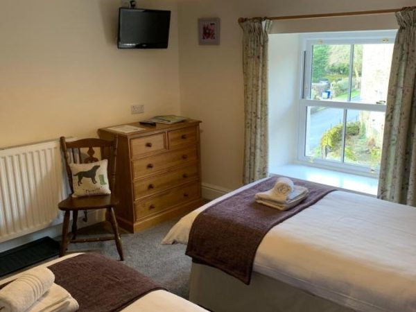 The Fox Hounds Inn 2