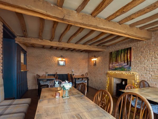 The Golden Ball Hotel 5