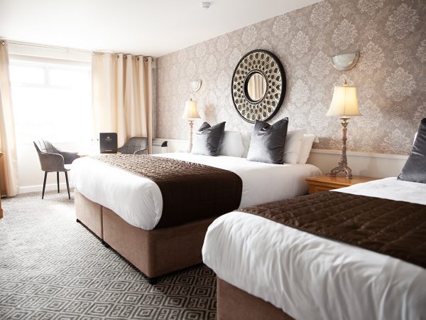 The Greville Arms Hotel 7