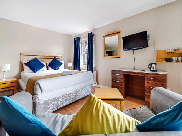 The Iona Inn 4