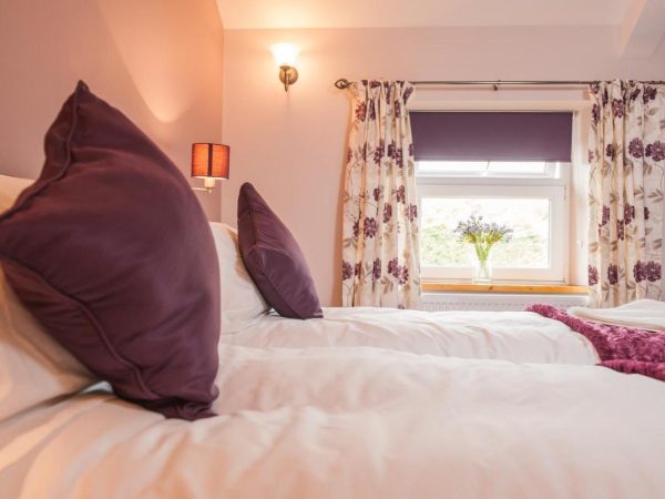 The Little Crown Inn Restaurant 11