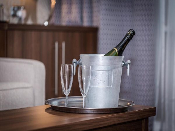 The Melbreak Hotel 8