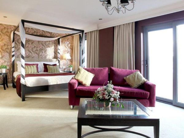 The Parkview Hotel 16