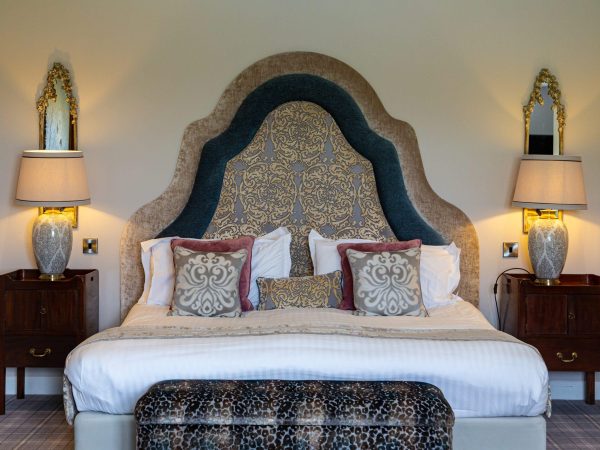 The Peak Edge Hotel 9