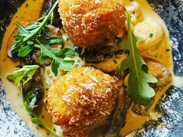 The Roadside Tavern 11