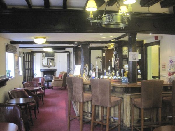The Saracens Head Hotel 9