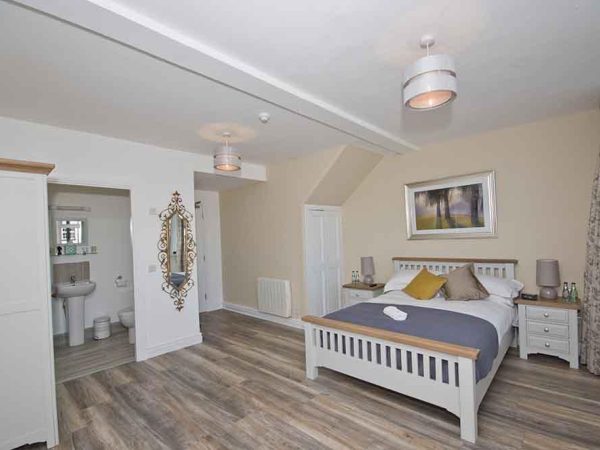 The Square Townhouse 3