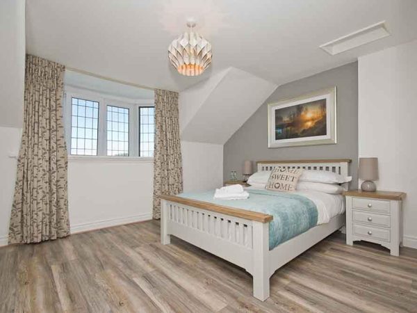 The Square Townhouse 6