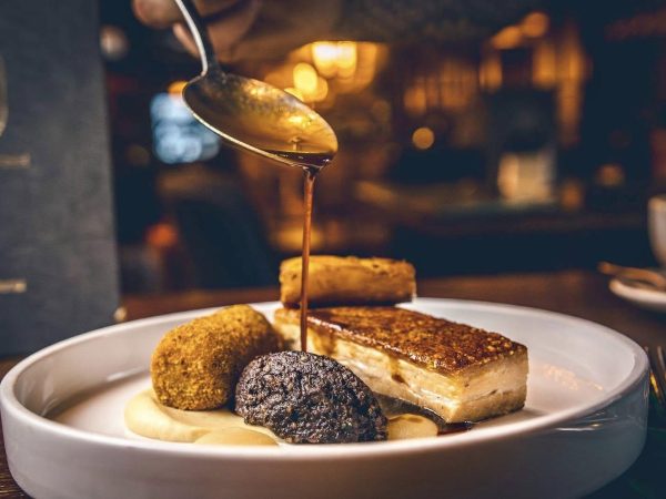 The White Cliff Inn 10