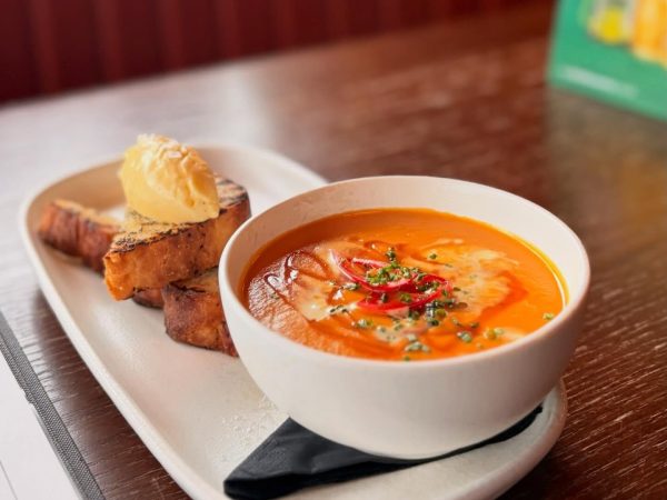 The White Cliff Inn 6