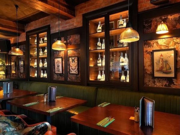 The White Cliff Inn 9