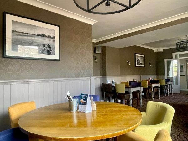 The White Swan at Yeadon 11