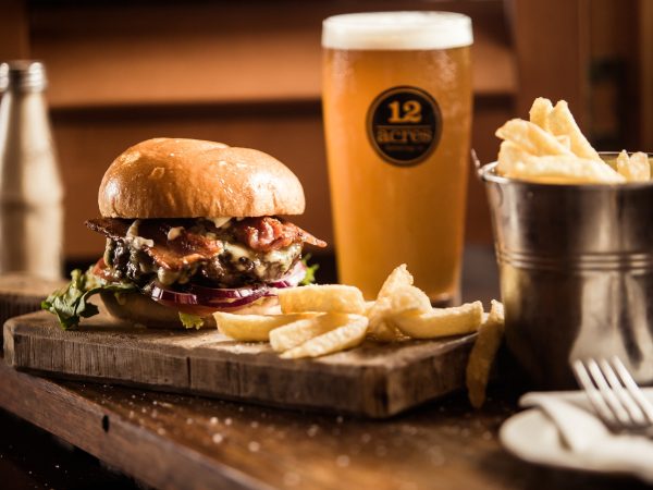 Treacys Bar Restaurant 6