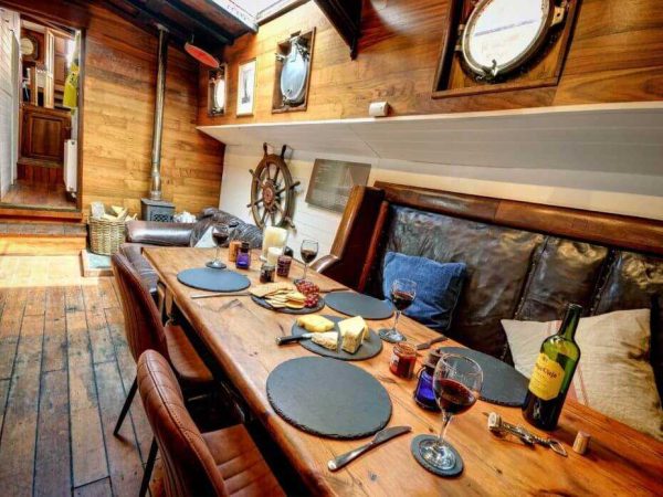 Woodfarm Barn Barges 14
