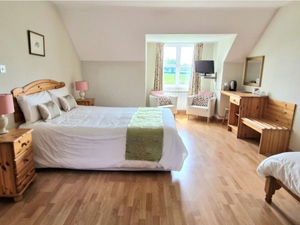 Yeats Lodge BB 10