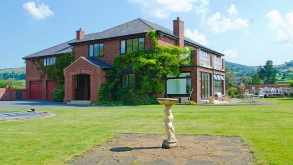 466927331 1102693481859099 8940500681822935206 n