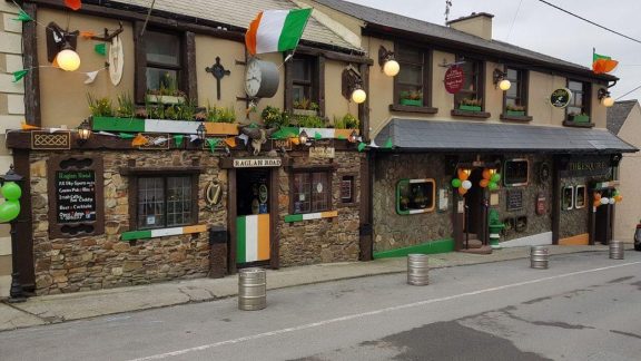 Esquire Raglan Road 13