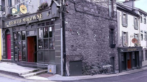 The Cellar Bistro Gertie BROWNEs 1