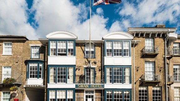 The Swan Hote 3
